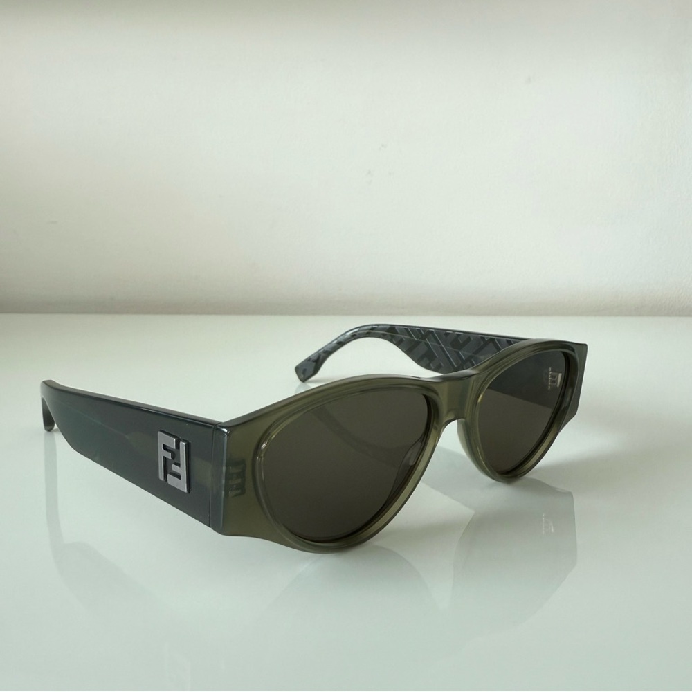NEW!!! Fendi women sunglasses FE40158I 96N Authentic